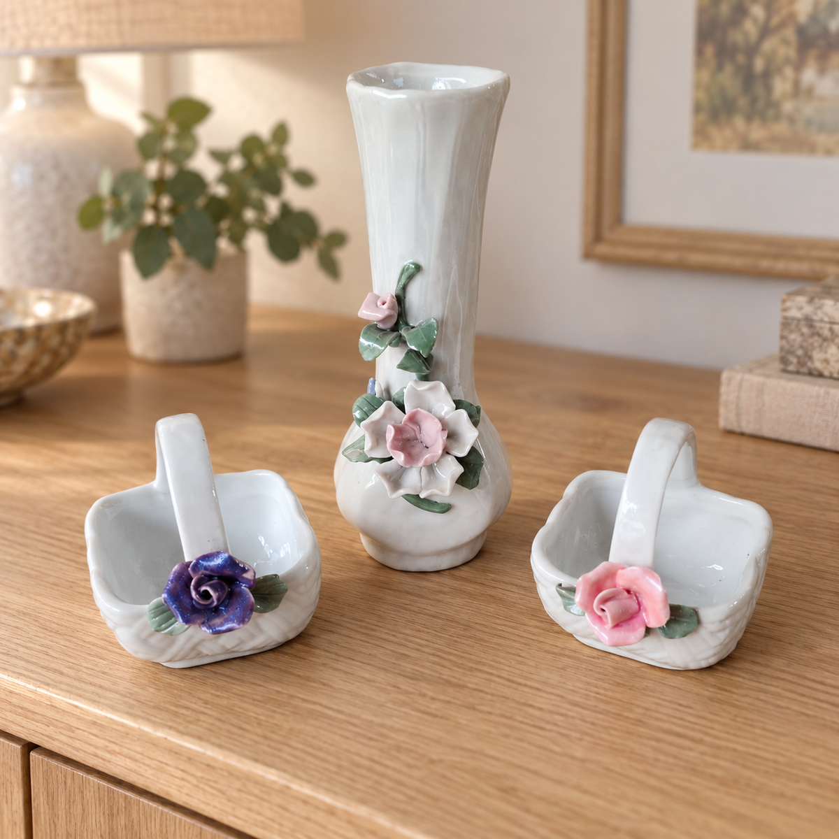 Segunda Mão | Conjunto Decorativo de 3 Peças em Porcelana com Flores