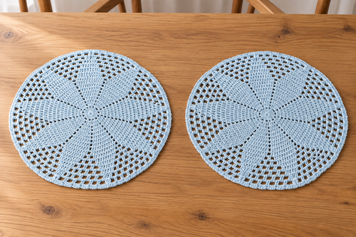 Conjunto de 2 Individuais de Mesa em Croché Azul-Claro