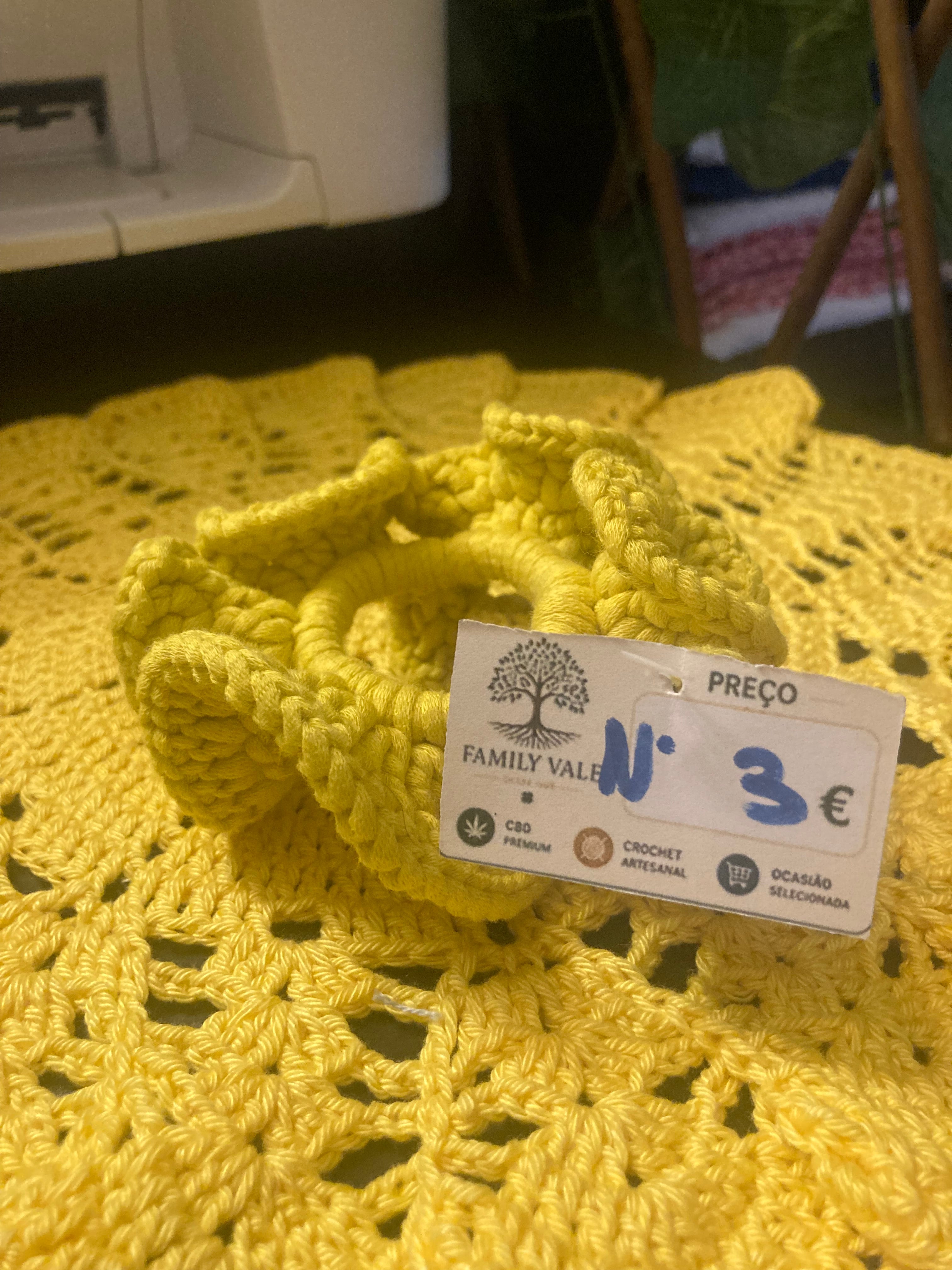 Chouchou de Crochet Artesanal – Adolescentes & Mulher