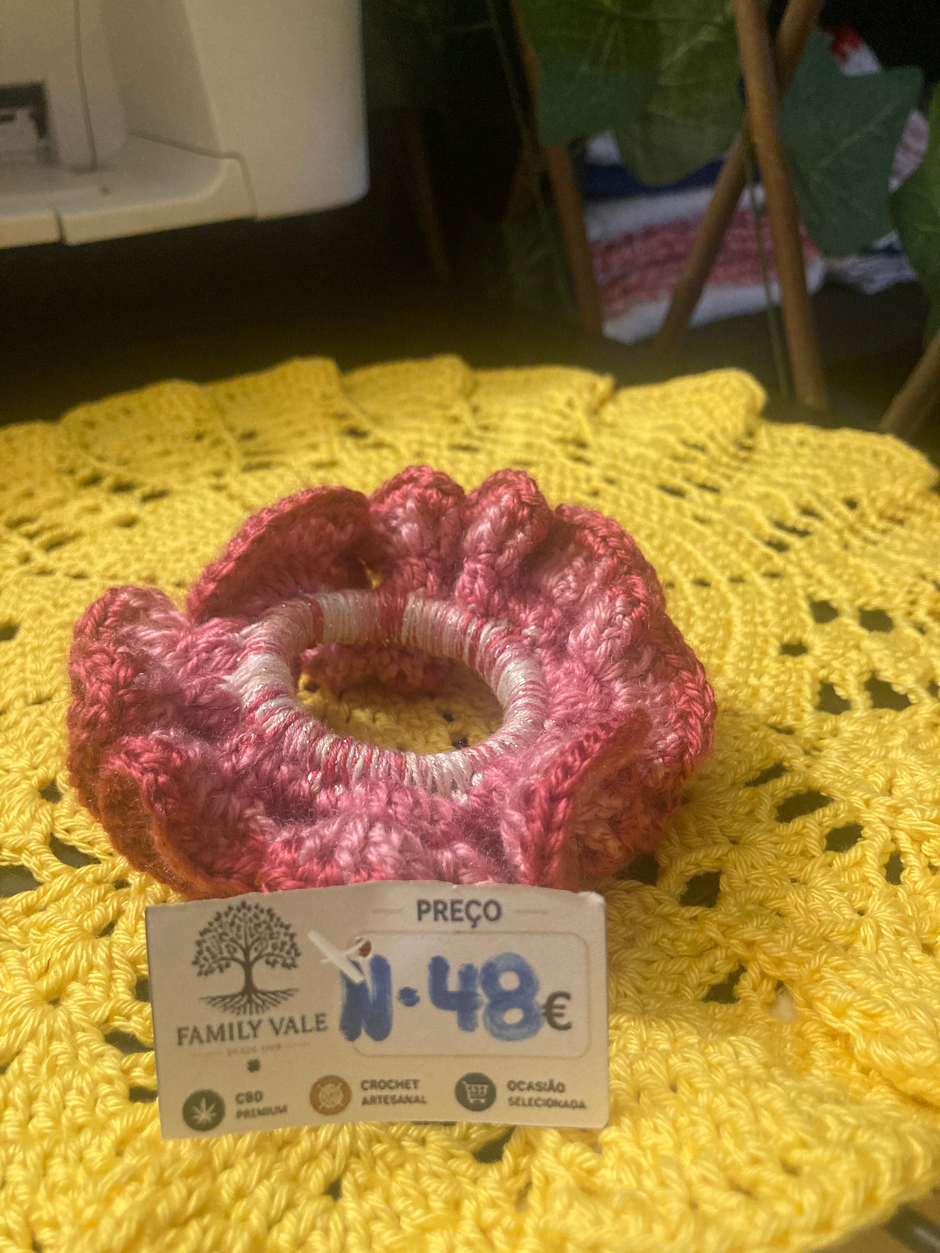 Chouchou de Crochet Artesanal – Adolescentes & Mulher
