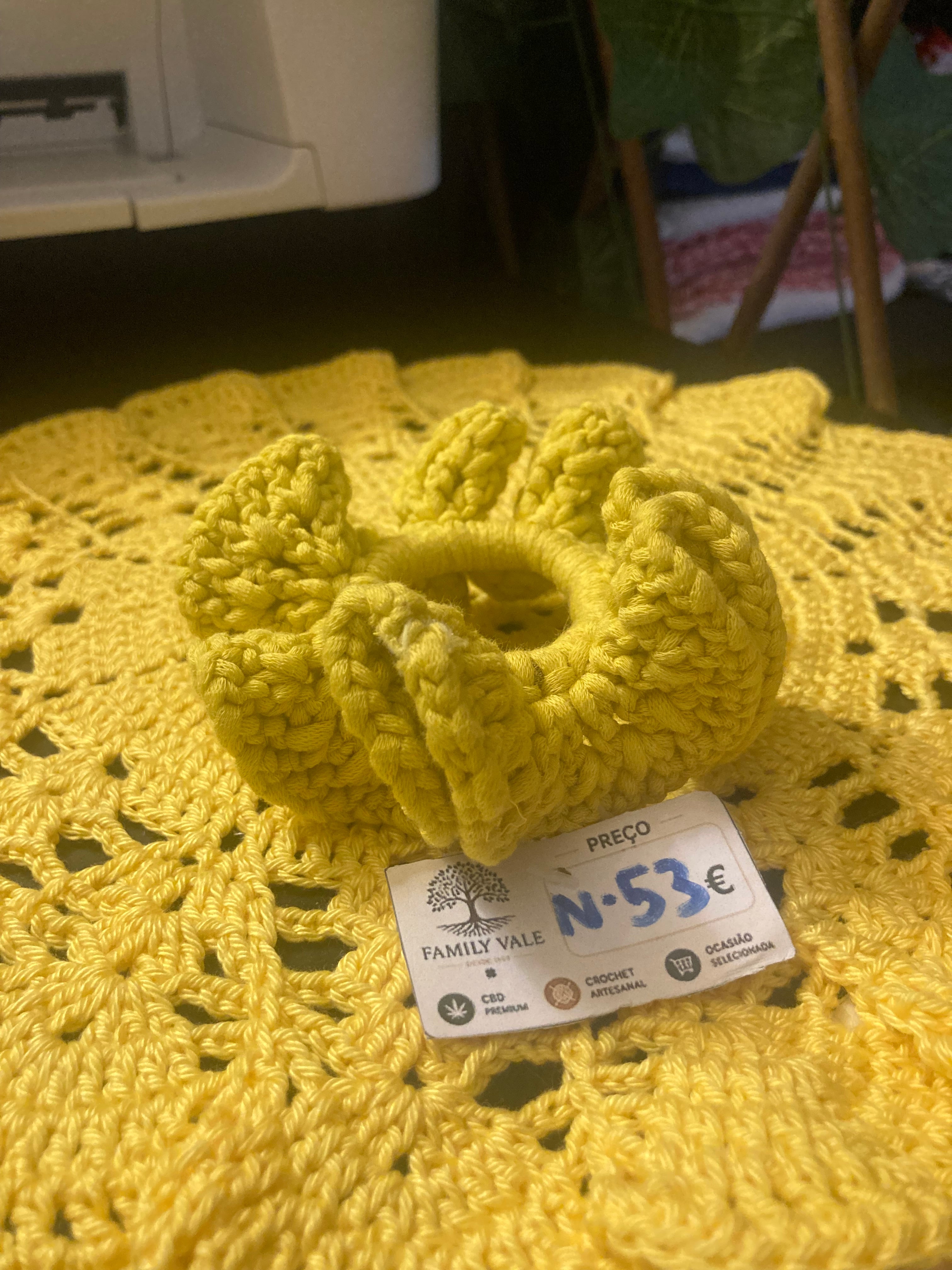 Chouchou de Crochet Artesanal – Adolescentes & Mulher