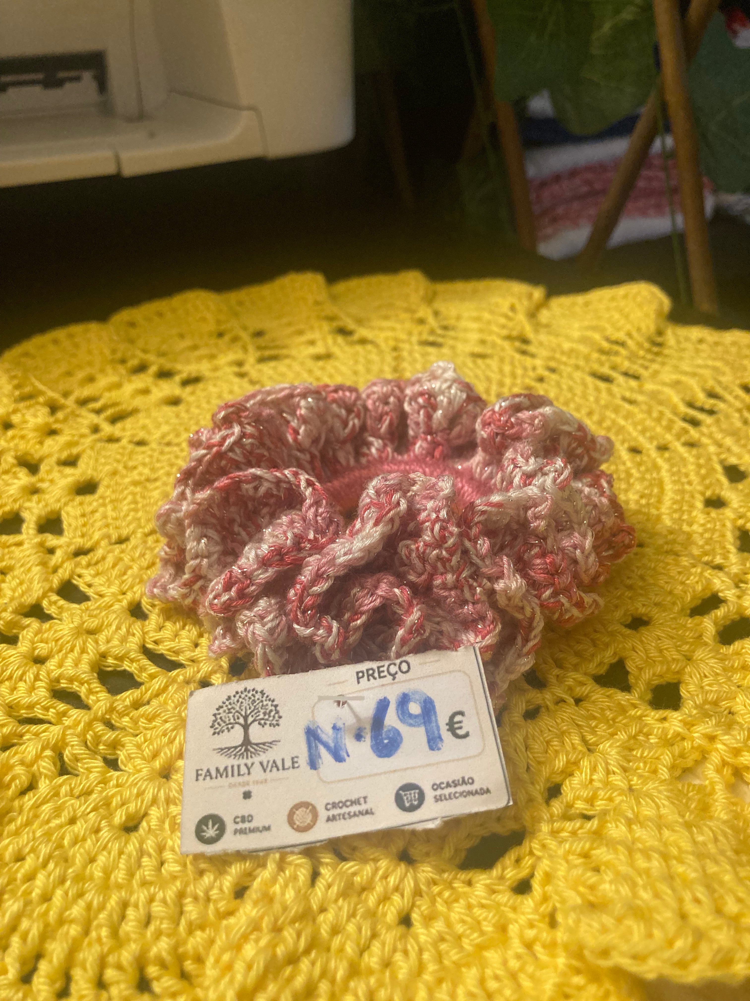 Chouchou de Crochet Artesanal – Adolescentes & Mulher