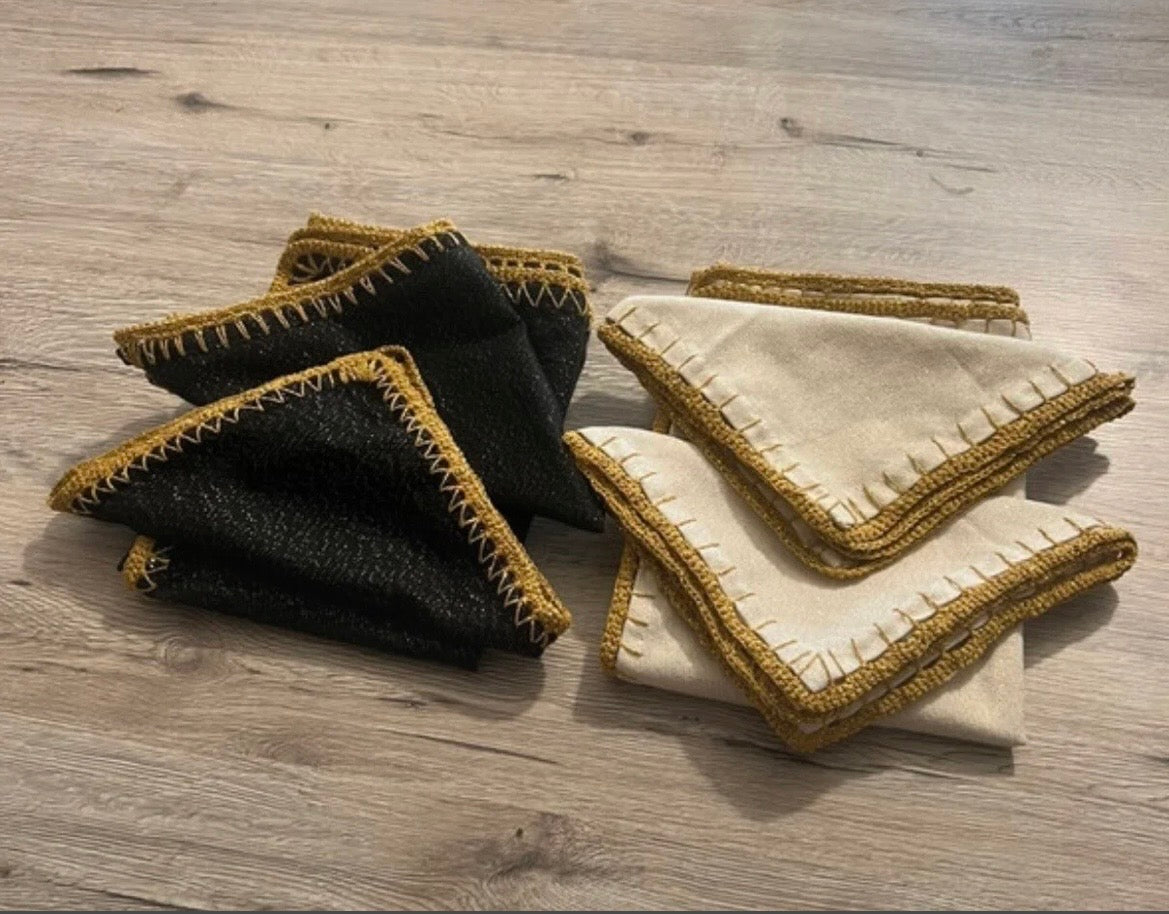 Complete Handmade Table Set – White & Gold